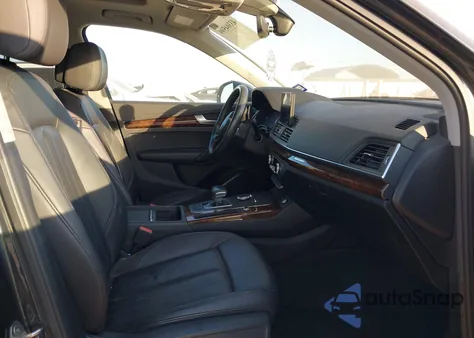 2020 Audi Q5 Premium 45 Tfsi Quattro S Tronic/Titanium Premium 45 Tfsi Quattro S Tronic z USA, uszkodzony, nr VIN WA1ANAFY0L2026092